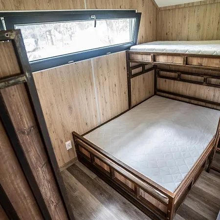假日公园 Beescamp 奥尔什丁